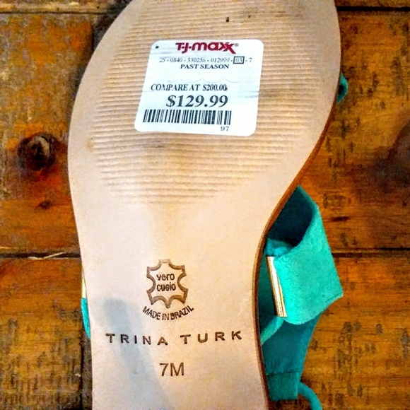 NIB Trina Turk Evelyn Suede Heeled Sandals - Picture 7 of 8